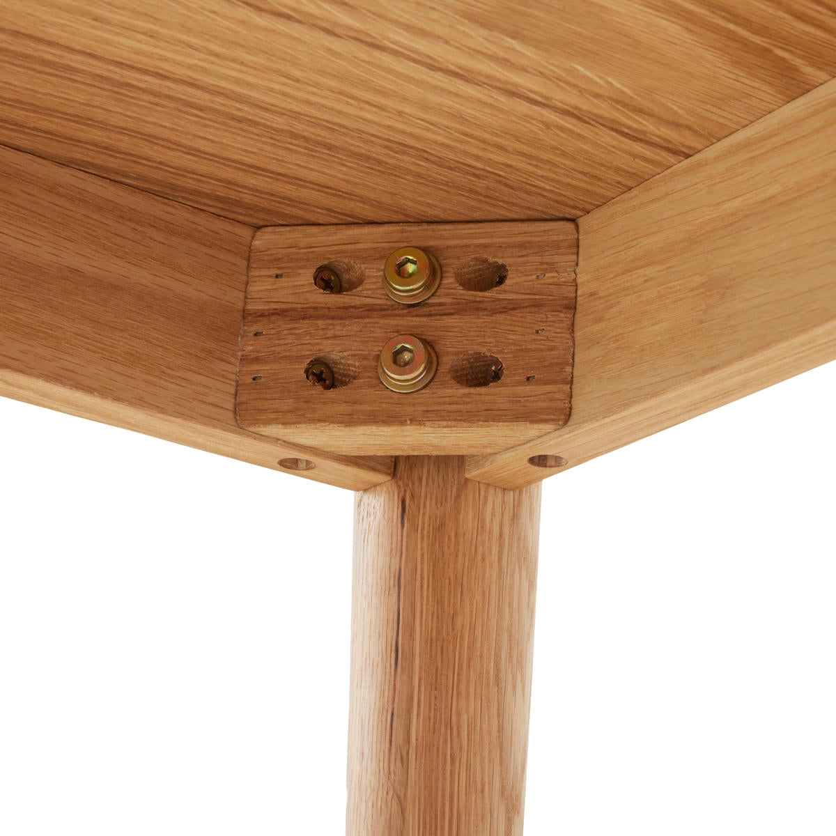 Quadratischer Couchtisch Nyborg Eiche massiv 70x70 cm - Natürliches Öl - FURNHOUSE