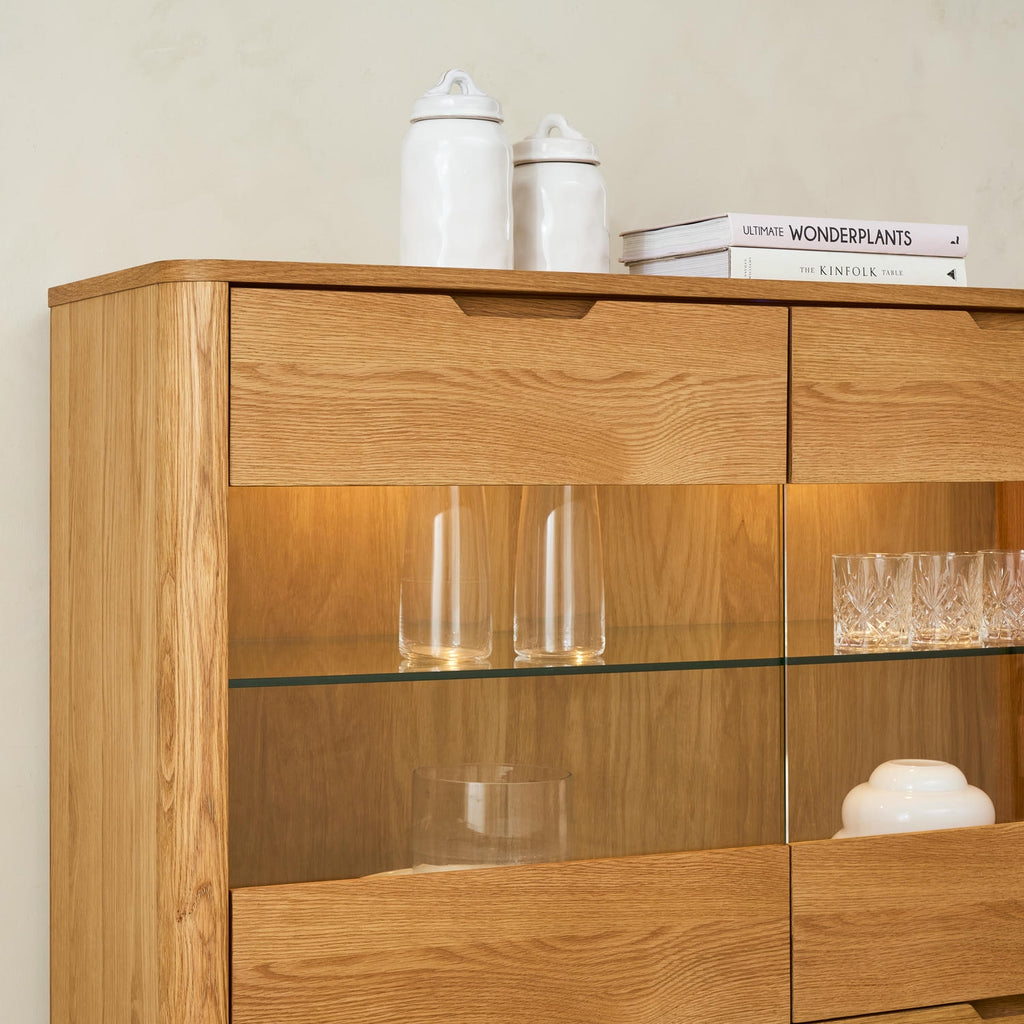 Nyborg Highboard mit LED-Beleuchtung - 123 cm breit - Wildeiche Natur