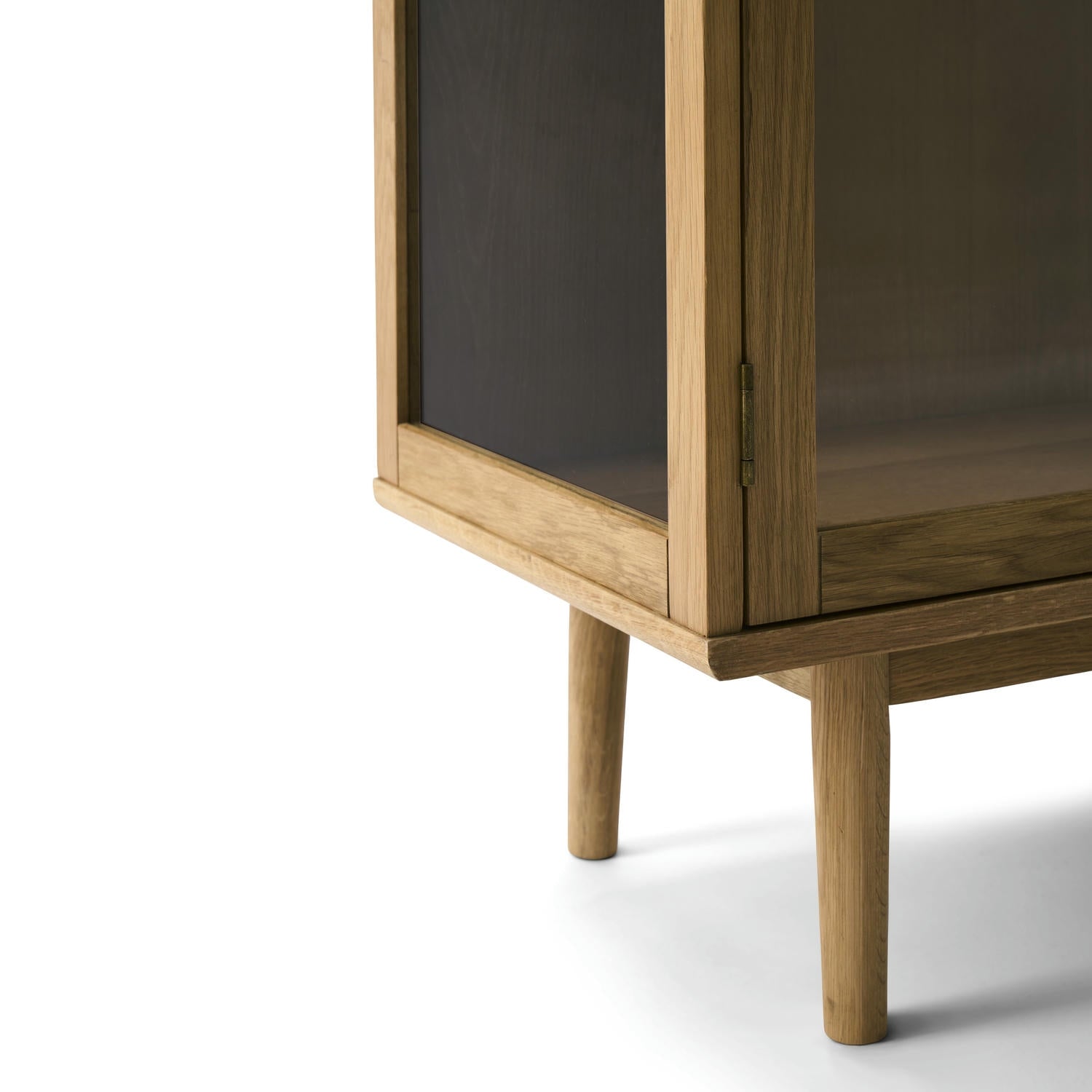 Svendborg Sideboard mit 3 Glastüren - 137 cm breit - Wildeiche Natur