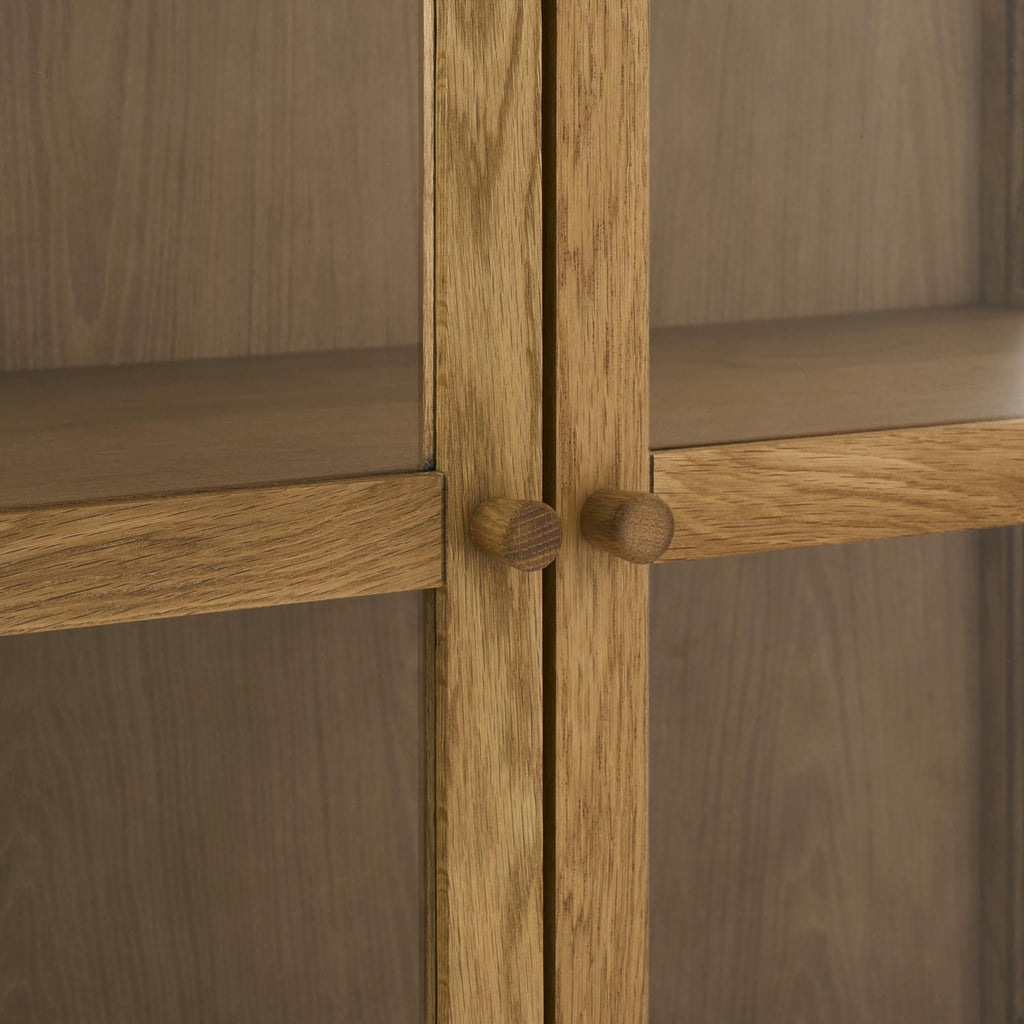Svendborg Sideboard mit 3 Glastüren - 137 cm breit - Wildeiche Natur