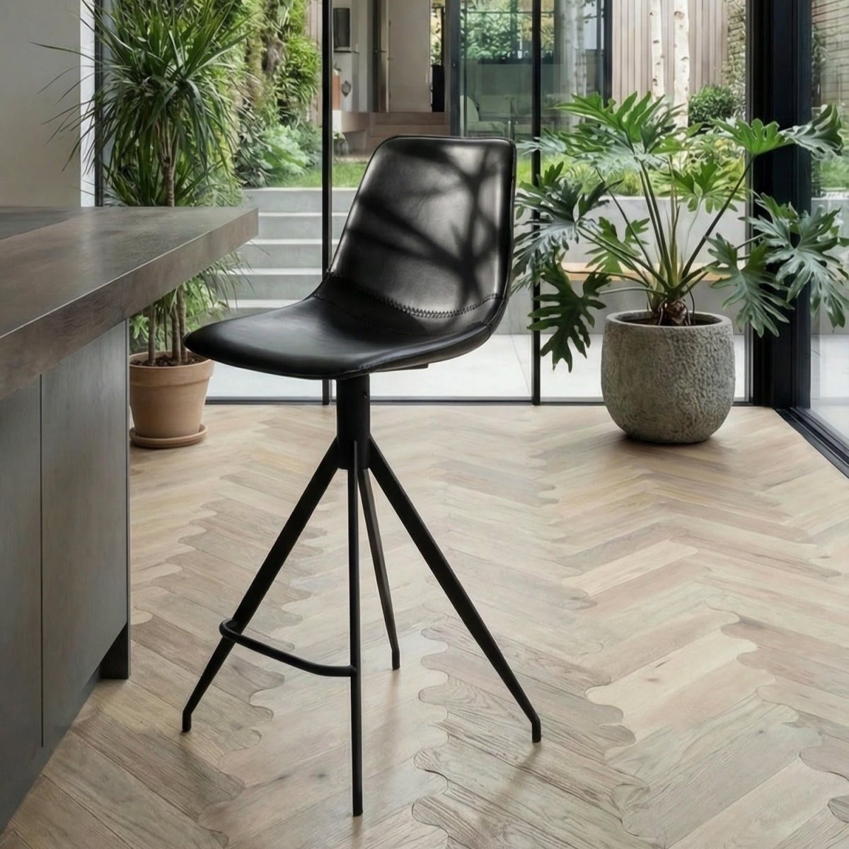 4er Set Barhocker Isabel - Drehbar - Schwarz - FURNHOUSE