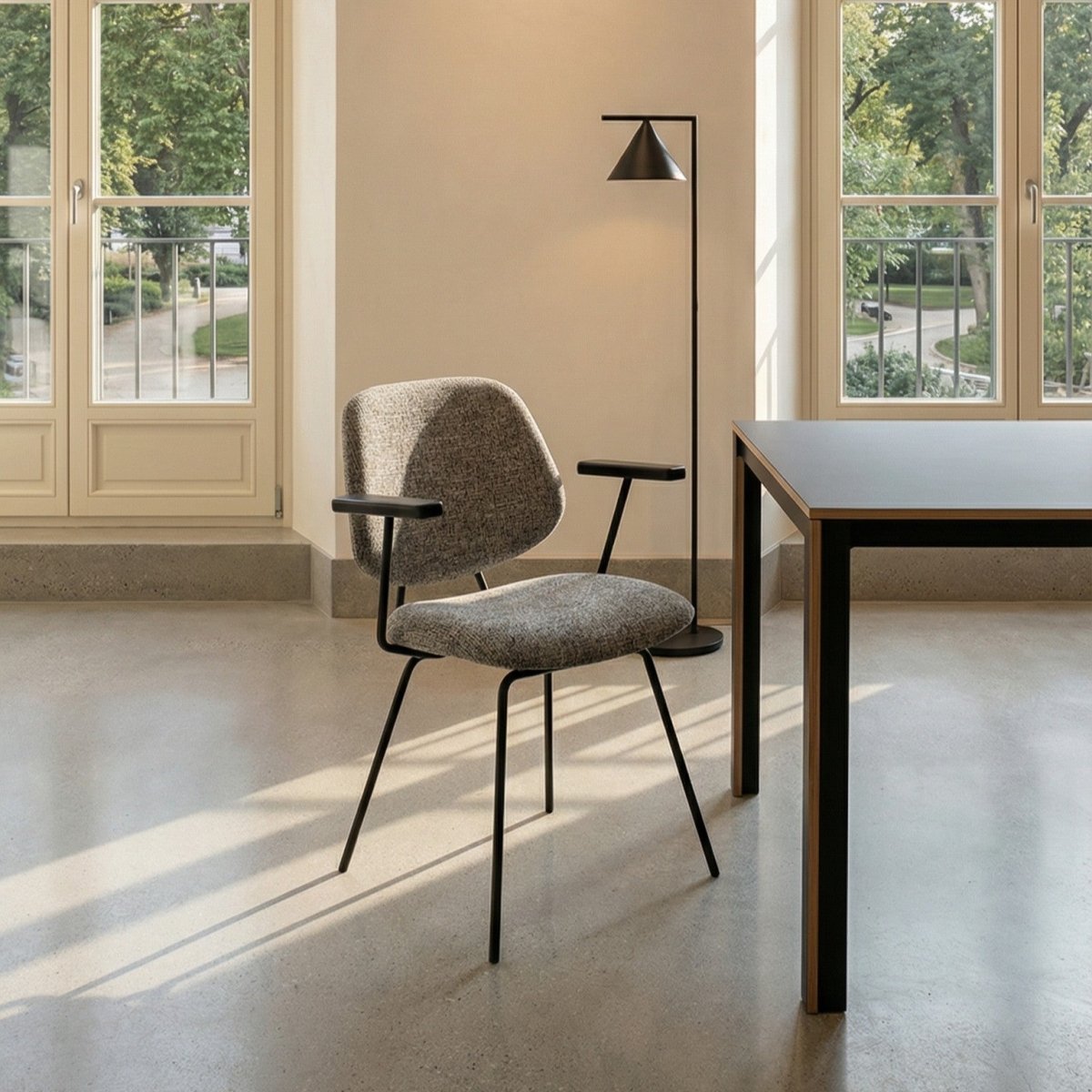 4er Set Esszimmerstühle mit Armlehne - Grau - FURNHOUSE