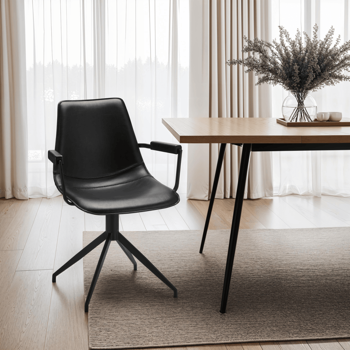 4er Set Esszimmerstühle mit Armlehne Isabel - Drehbar - Schwarz - FURNHOUSE