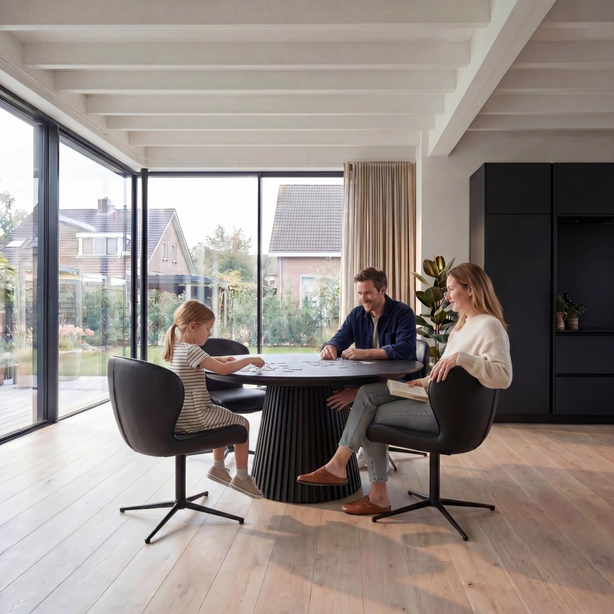 6er Set Esszimmerstühle Nicklas - Drehbar - Schwarz - IBBE DESIGN - FURNHOUSE