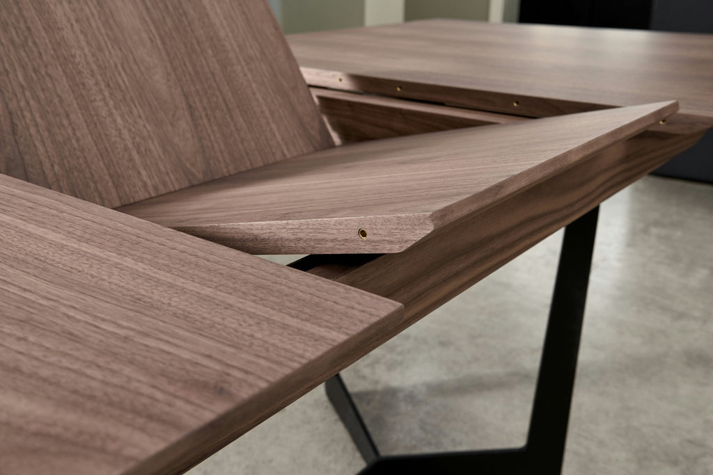 Ausziehbar Esstisch Tokyo - Inklusive 2 Ansteckplatten - Nussbaum 200/250x100 cm - FURNHOUSE