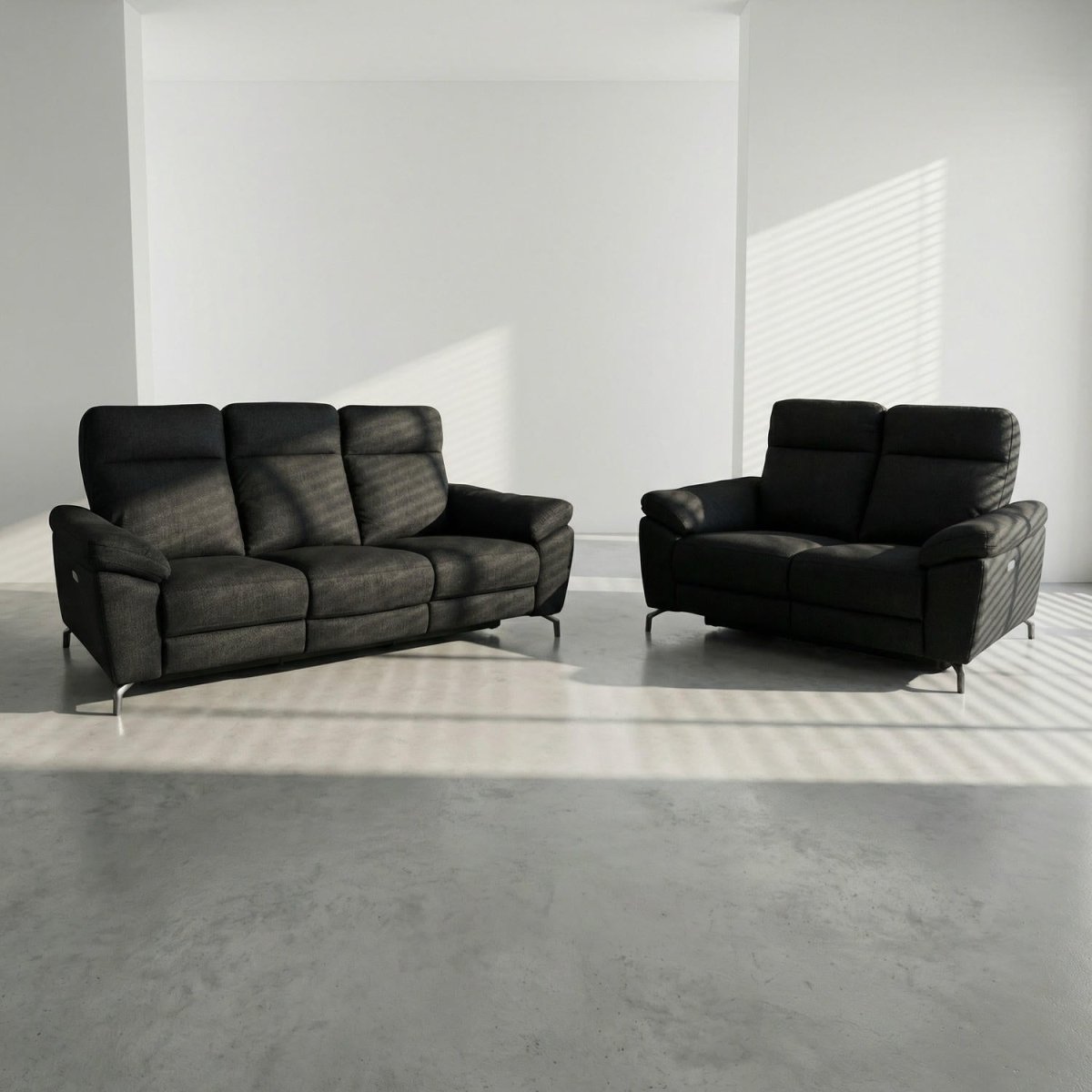 Couchgarnitur 3+2 - mit Elektrische Relaxfunktion, USB - Stoffbezug Schwarz - IBBE DESIGN - FURNHOUSE