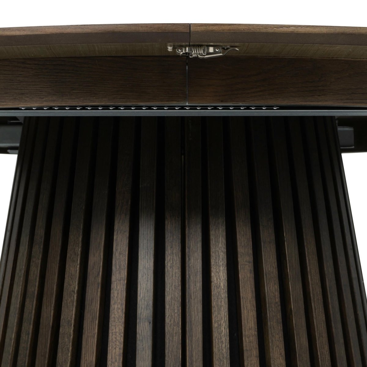 Essgruppe mit 6 Stühle und Esstisch - ø140 cm - Ausziehbar bis 240 cm Räuchereiche - FURNHOUSE