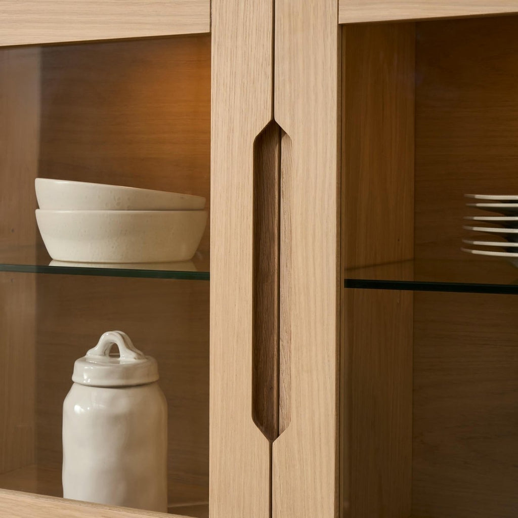 Highboard mit LED-Beleuchtung - 124 cm breit - Eiche bianco - FURNHOUSE