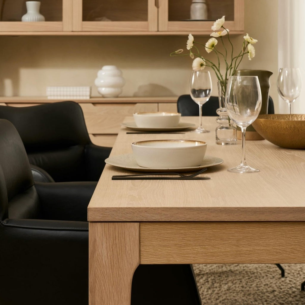 Kerteminde Rechteckiger Esstisch - 220x100 cm - Ausziehbar bis 320 cm - Eiche Weiß geöltes - FURNHOUSE