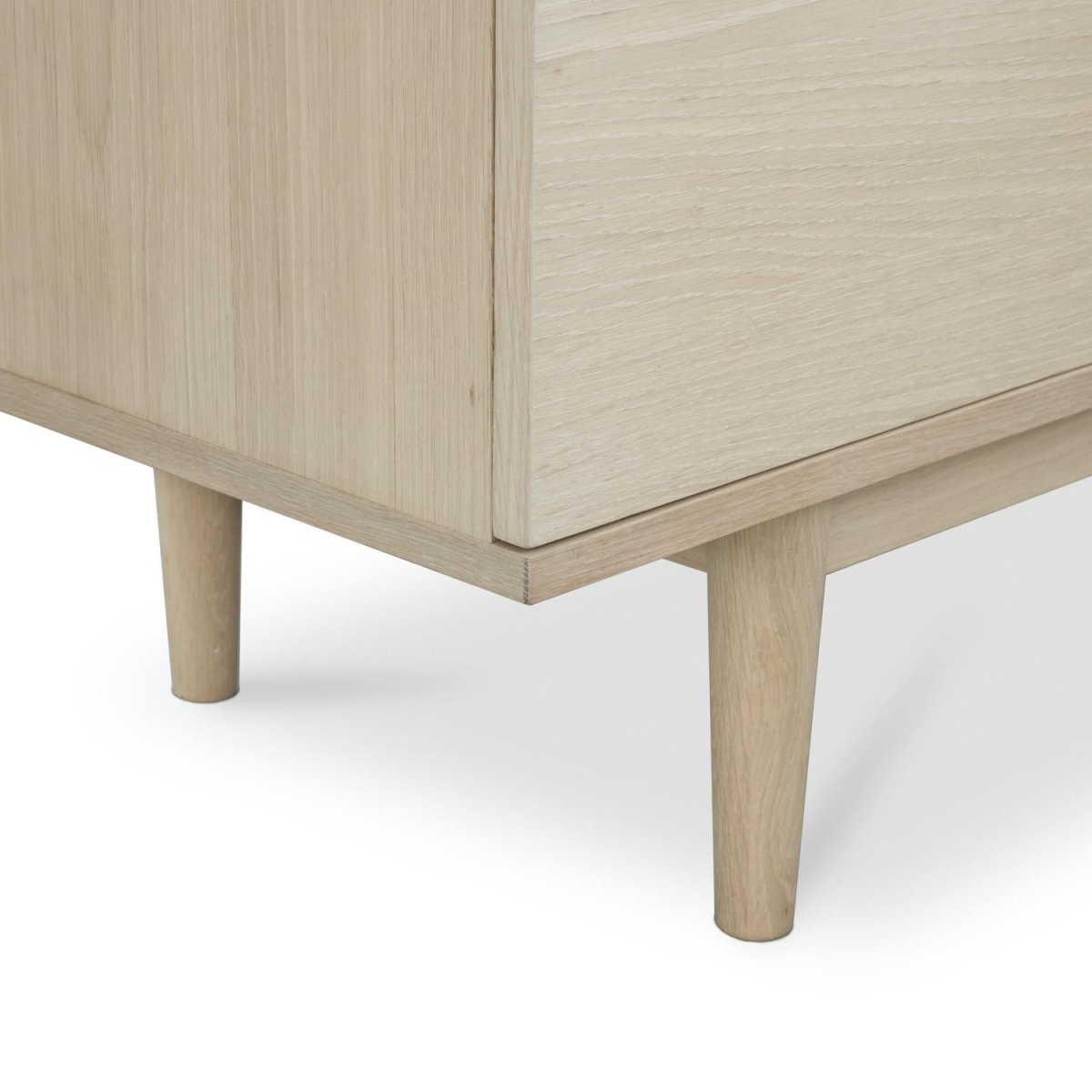 Kerteminde Sideboard mit 3 Türen - 213 cm breit - Eiche Weiß geöltes - FURNHOUSE