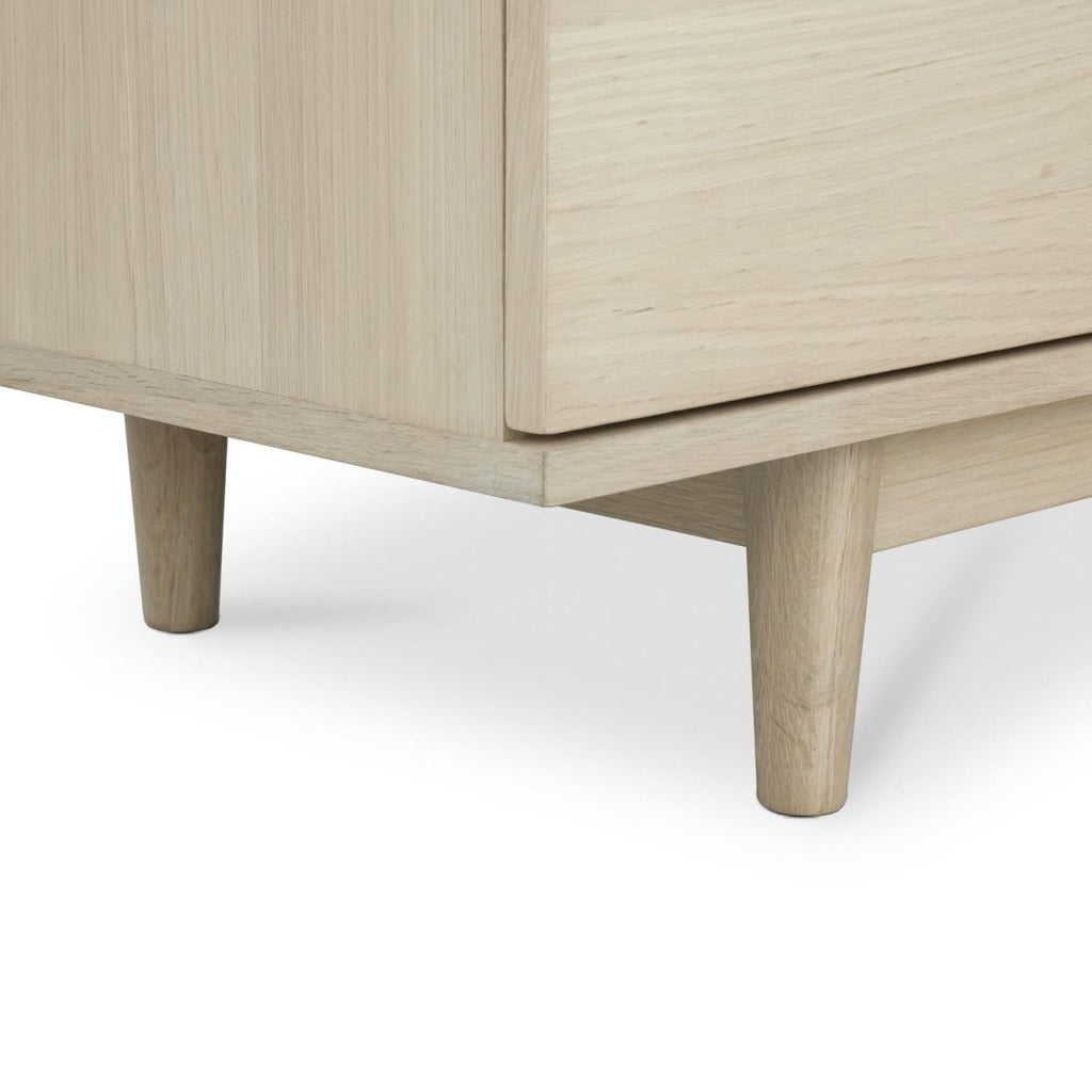 Kerteminde TV-Tisch mit 2 Türen - 160 cm breit - Eiche Weiß geöltes - FURNHOUSE