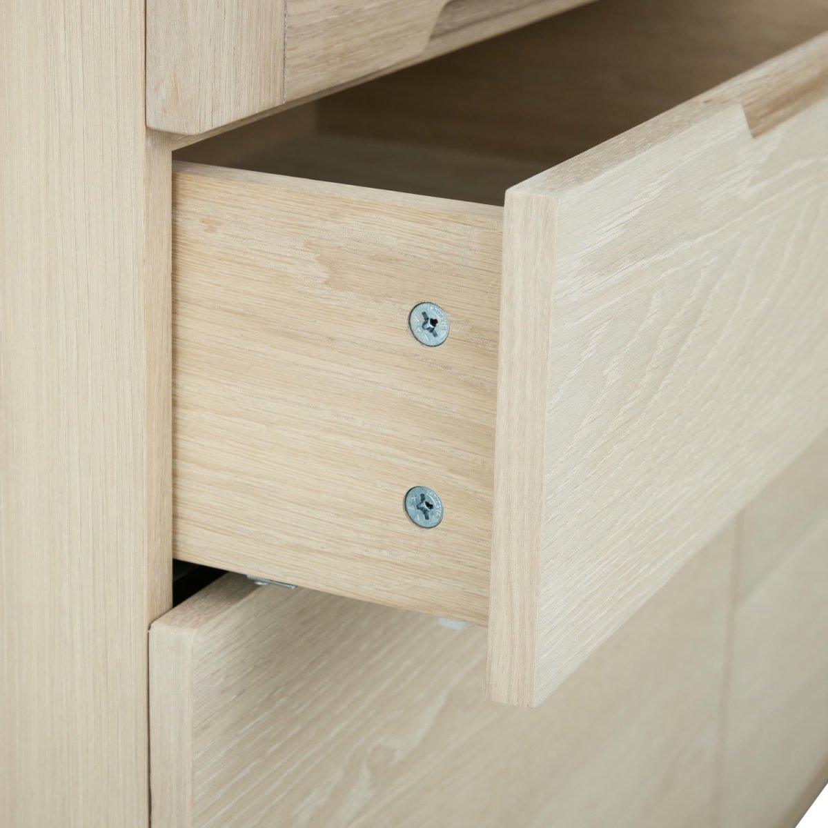 Kerteminde Vitrine mit LED-Beleuchtung - 100 cm breit - Eiche Weiß geöltes - FURNHOUSE