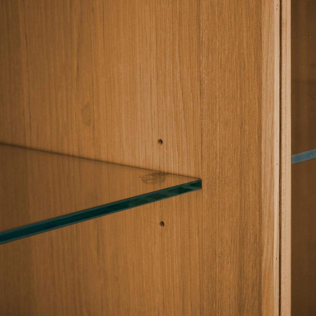 Kerteminde Wandschrank mit LED-Beleuchtung - 213 cm breit - Wildeiche Natur - FURNHOUSE