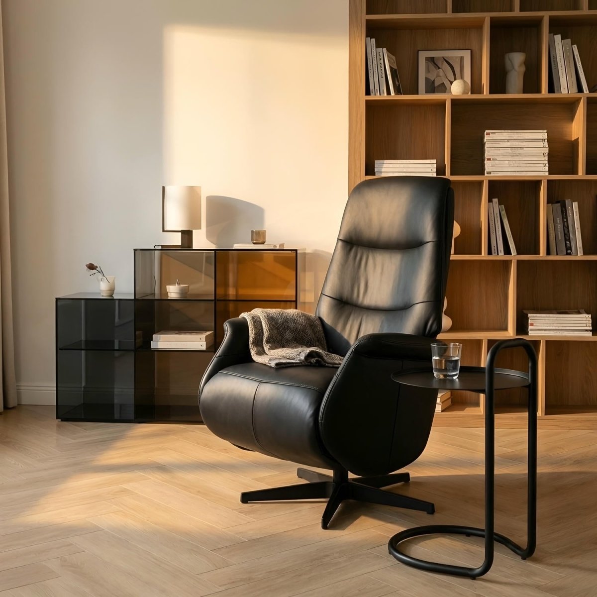 Manueller Relaxsessel - Echtleder Schwarz - FURNHOUSE