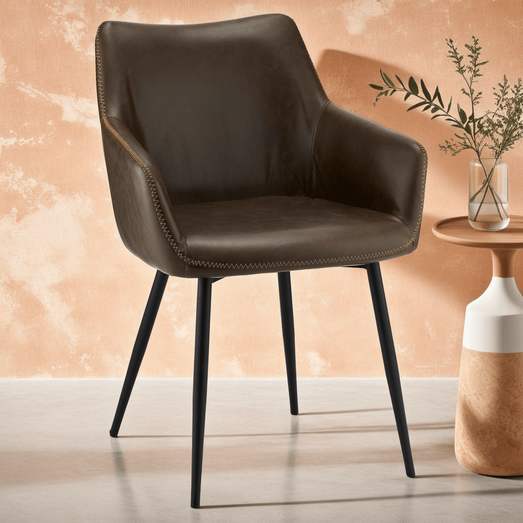 Maria Esszimmerstühle mit Armlehne 2er Set - Kunstleder Braun - FURNHOUSE