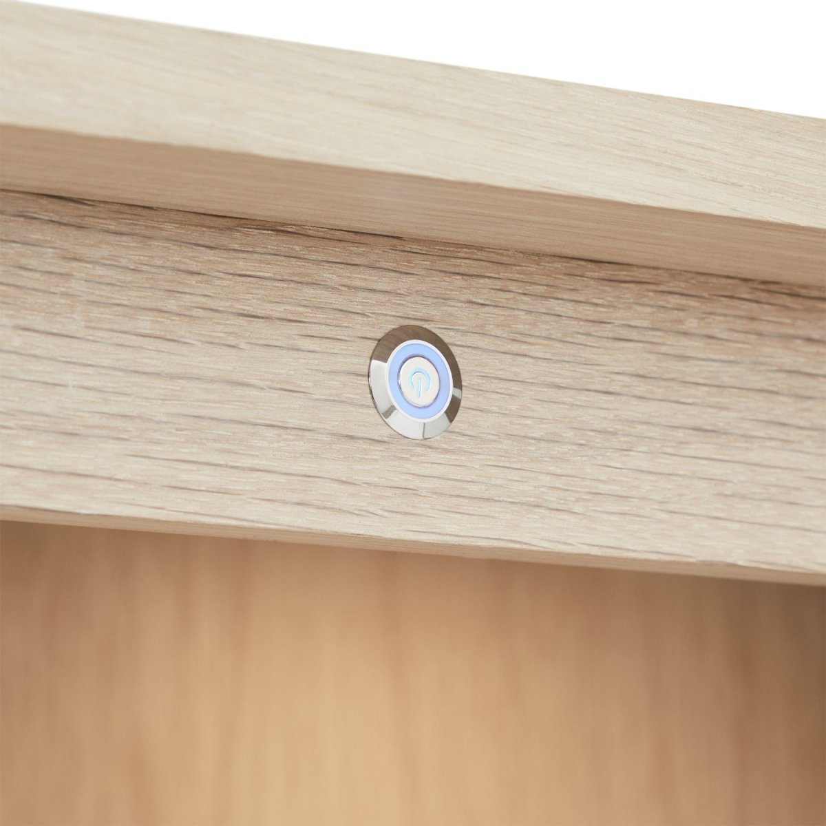 Nyborg Highboard mit LED-Beleuchtung - 123 cm breit - Eiche Weiß geöltes - FURNHOUSE