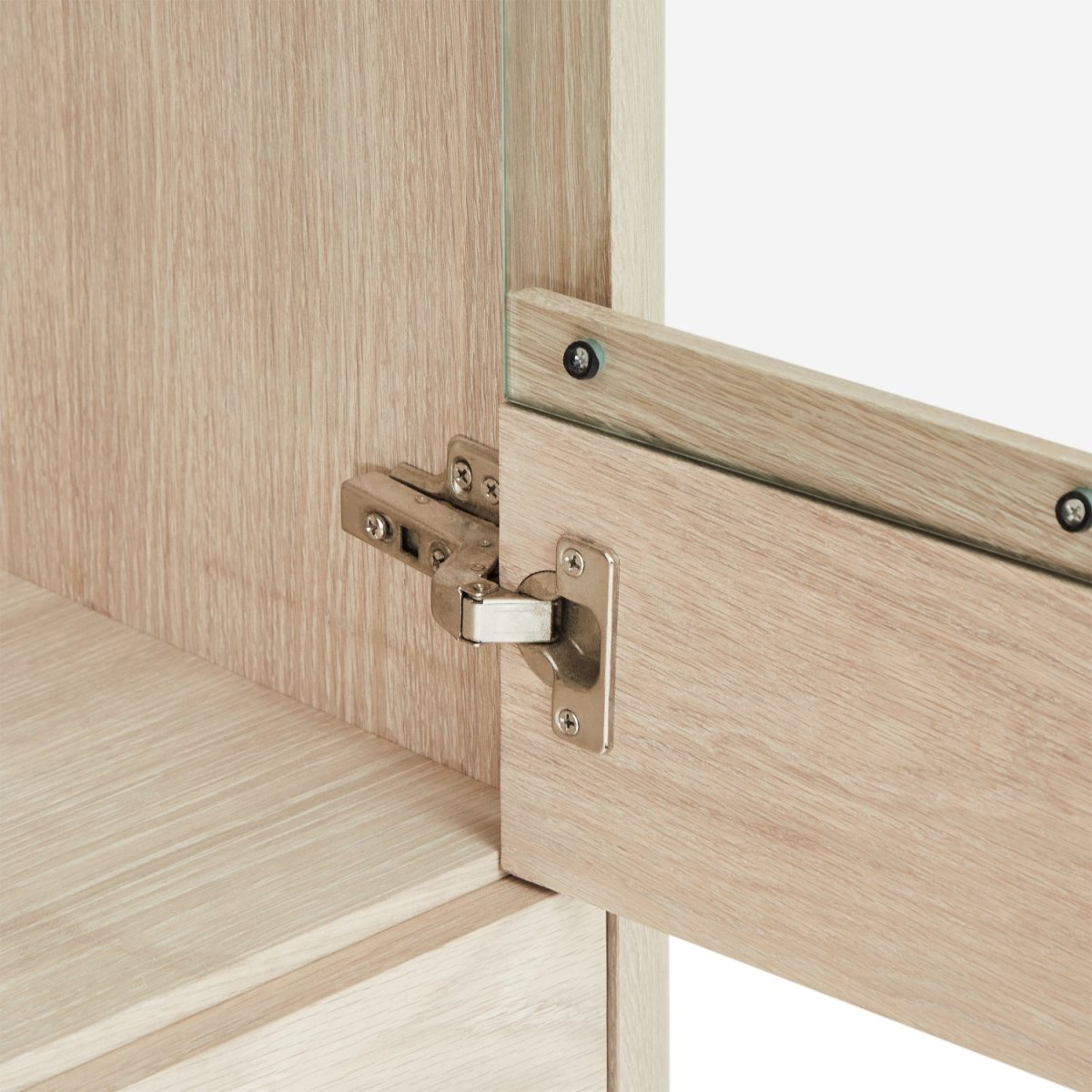 Nyborg Highboard mit LED-Beleuchtung - 123 cm breit - Eiche Weiß geöltes - FURNHOUSE