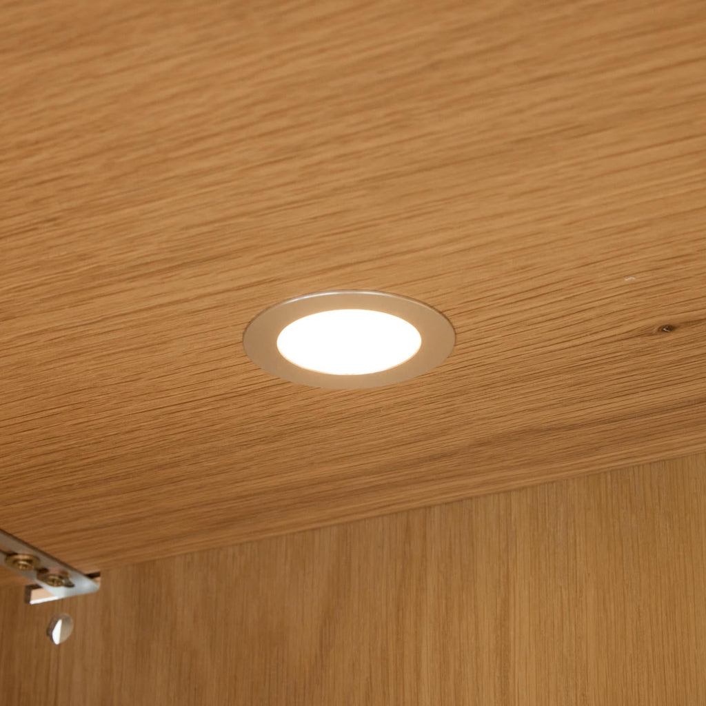 Nyborg Highboard mit LED-Beleuchtung - 123 cm breit - Wildeiche Natur - FURNHOUSE