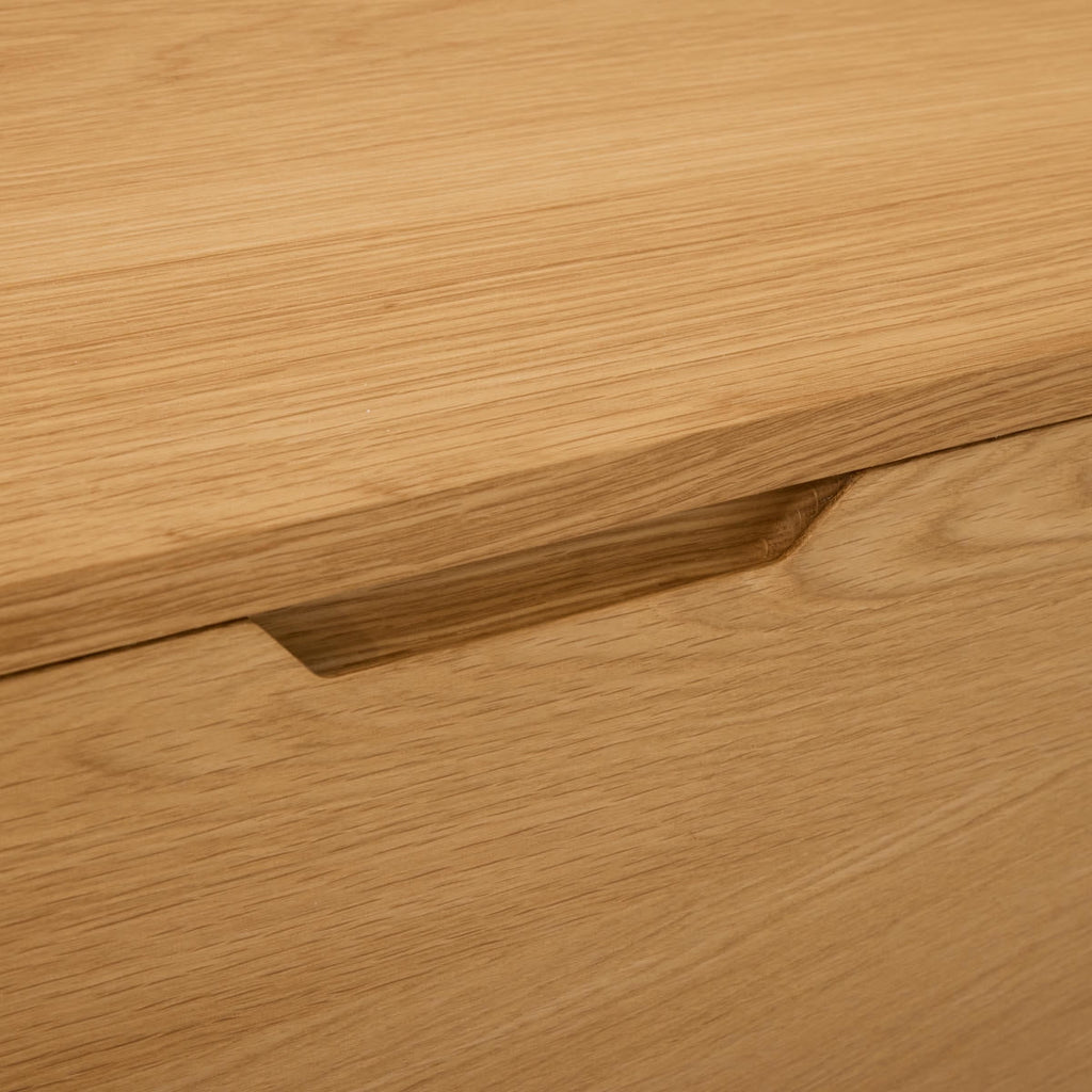 Nyborg TV-Tisch mit 2 Türen - 180 cm breit - Wildeiche Natur - FURNHOUSE