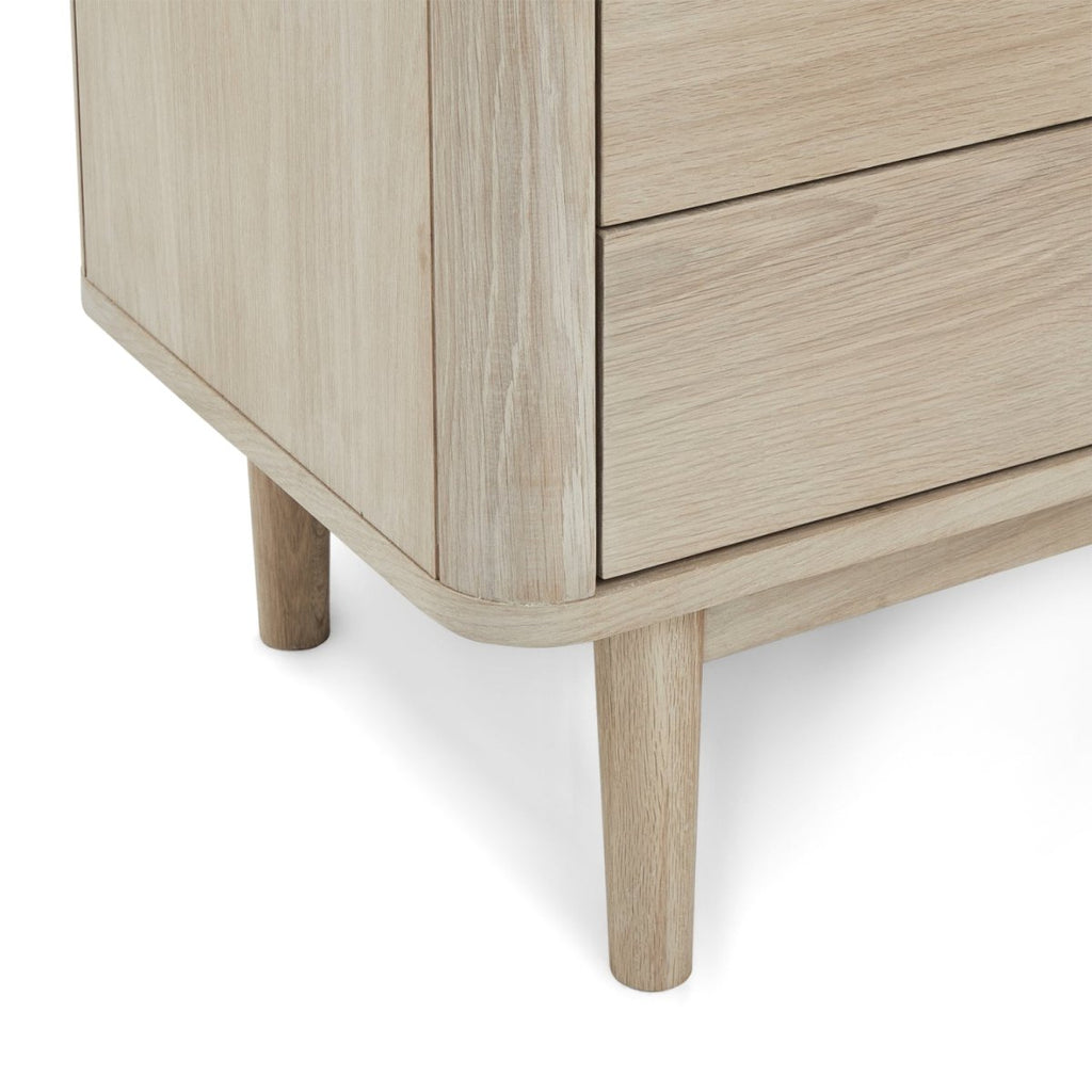 Nyborg Vitrine mit LED-Beleuchtung - 100 cm breit - Eiche Weiß geöltes - FURNHOUSE