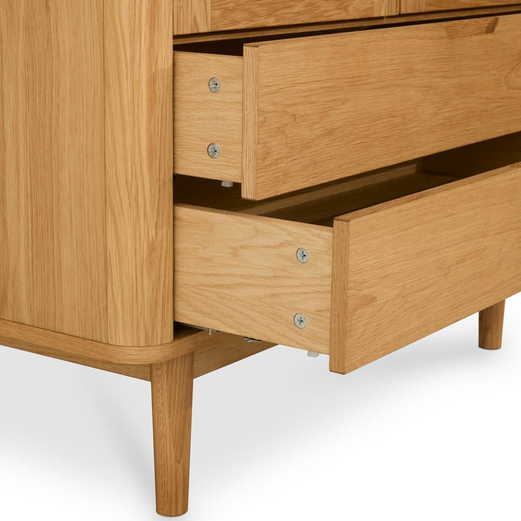 Nyborg Vitrine mit LED-Beleuchtung - 100 cm breit - Wildeiche Natur - FURNHOUSE