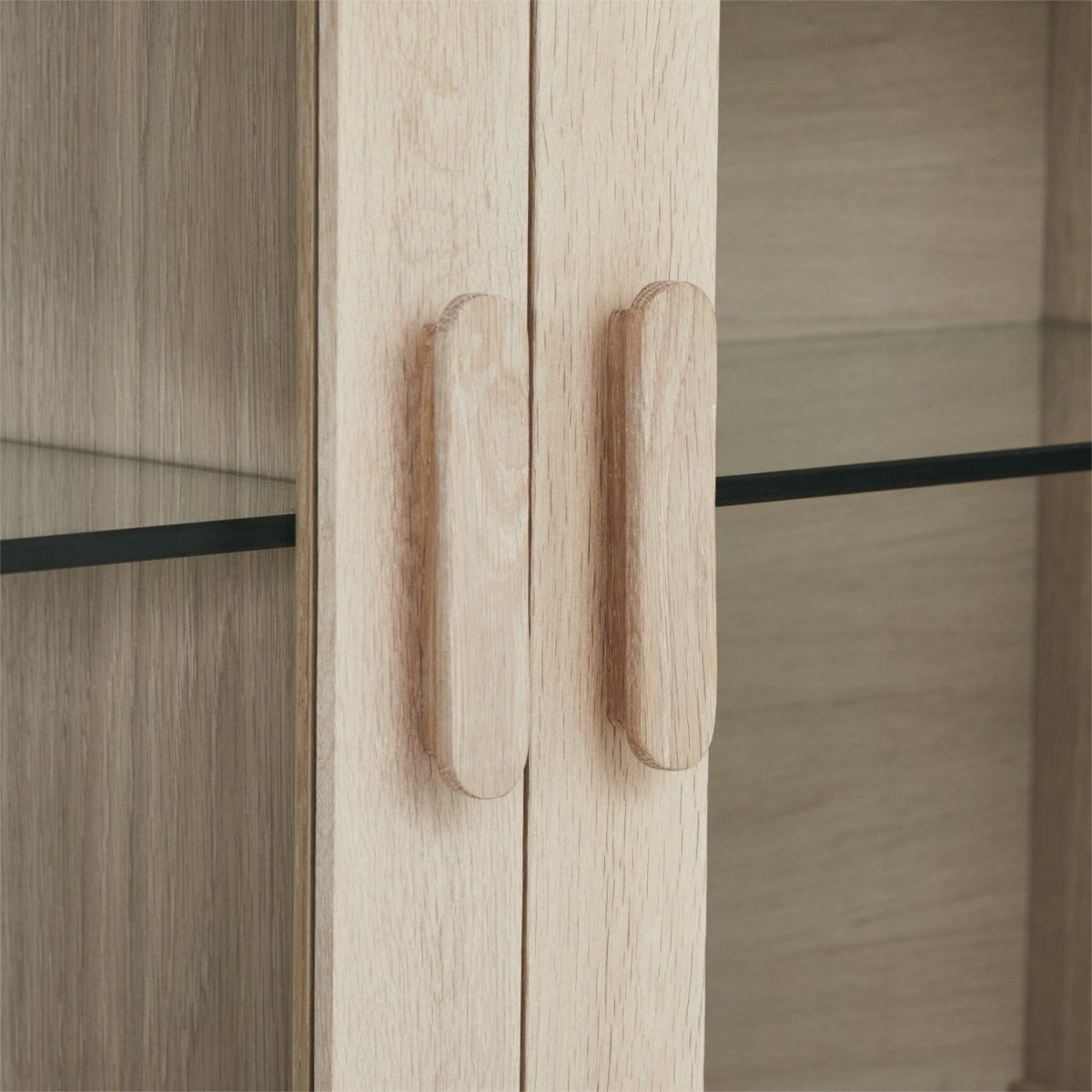 Porto Wandschrank mit LED-Beleuchtung - 212 cm breit - Eiche Weiß geöltes - FURNHOUSE