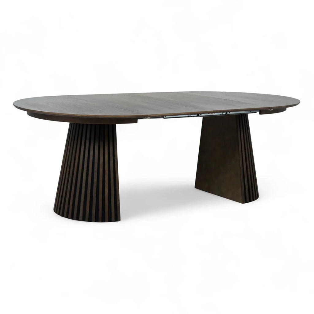 Runder Esstisch ø120 cm Svendborg - Ausziehbar bis 220 cm - Räuchereiche - FURNHOUSE