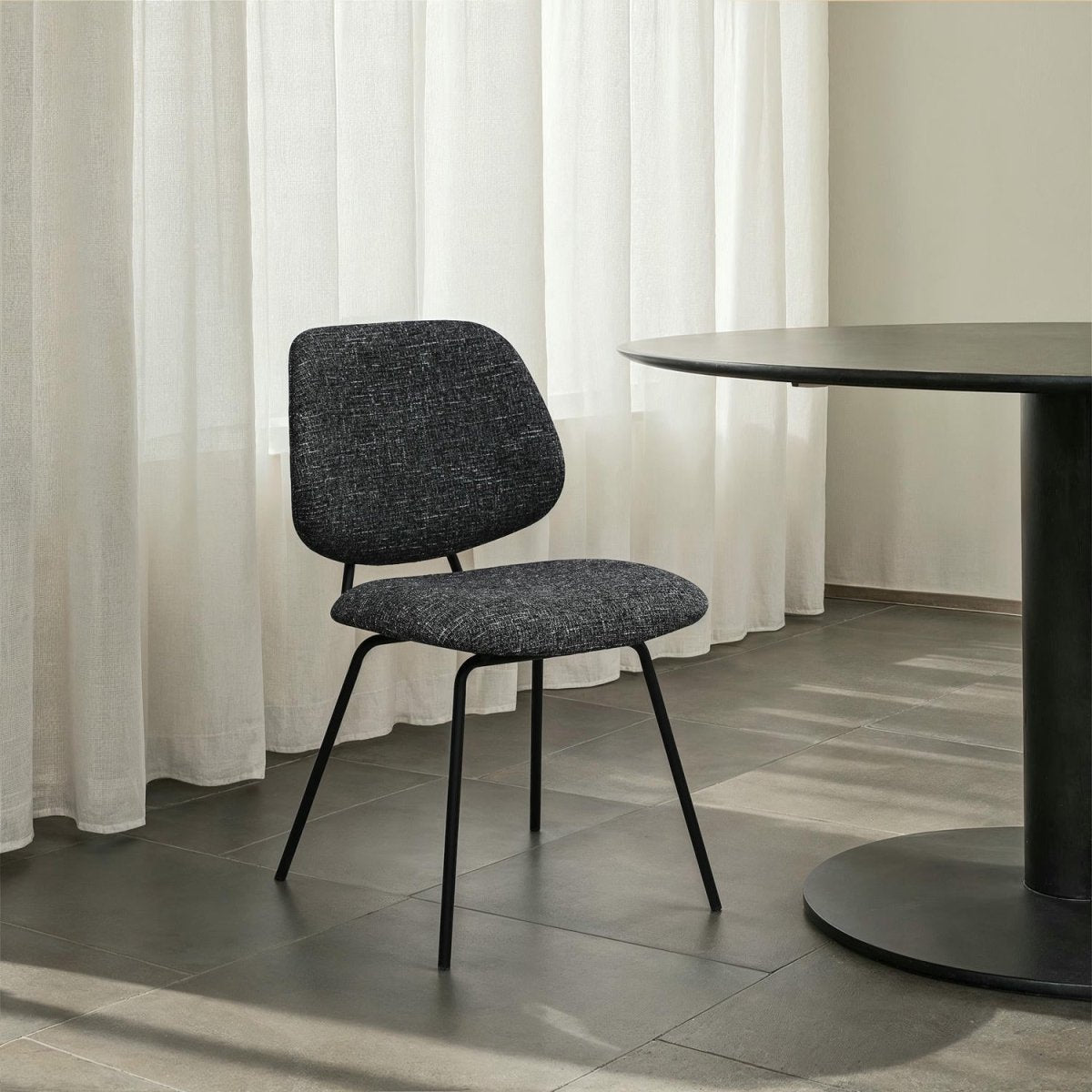 Sofia Esszimmerstühle 2er Set - Bouclé-Stoff Schwarz - FURNHOUSE