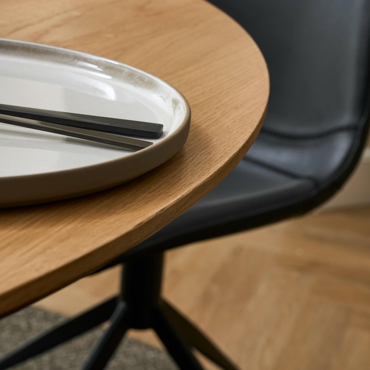 Svendborg Runder Esstisch ø140 cm – Ausziehbar bis 240 cm - Eiche Natur - FURNHOUSE