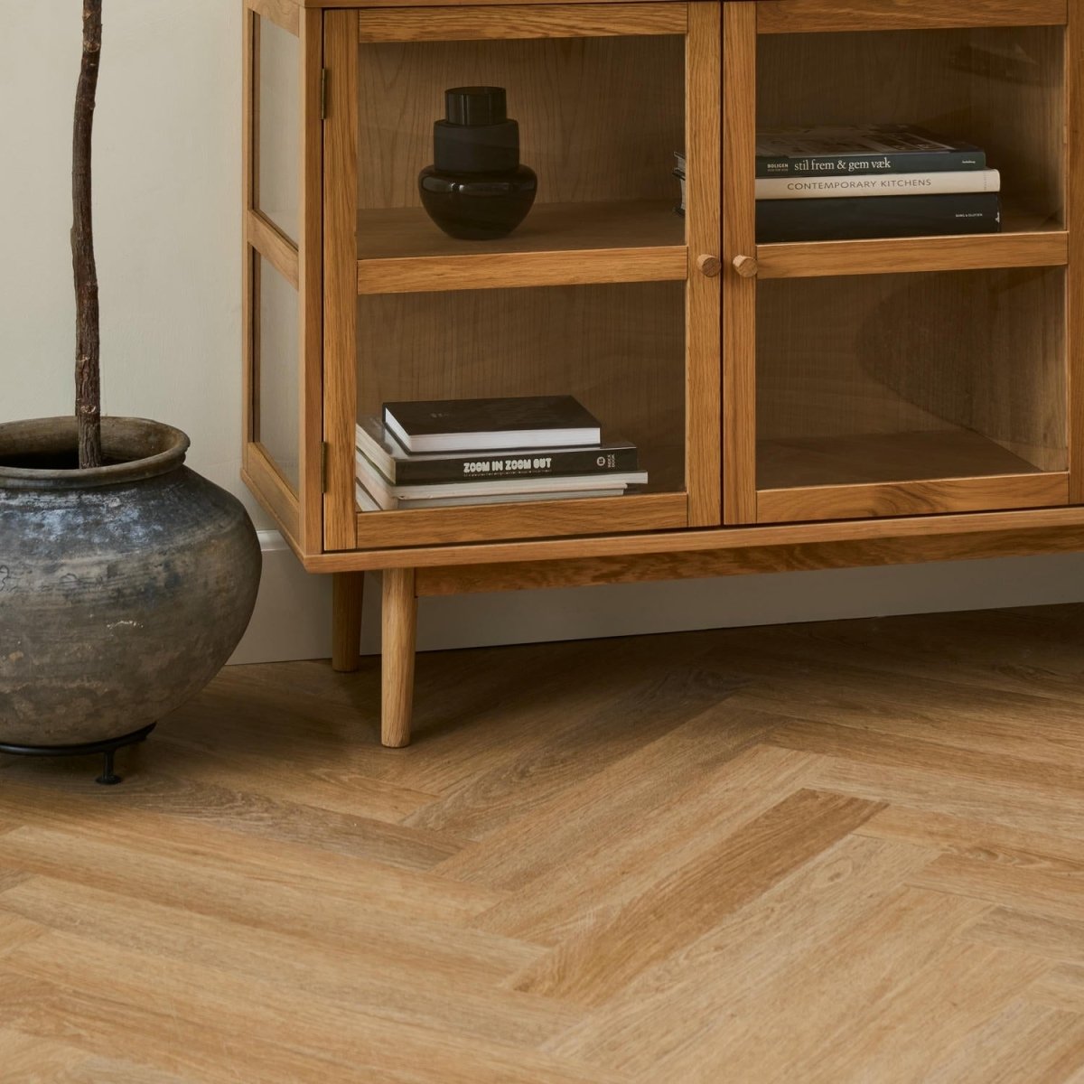 Svendborg Sideboard mit 4 Glastüren - 180 cm breit - Wildeiche Natur - FURNHOUSE