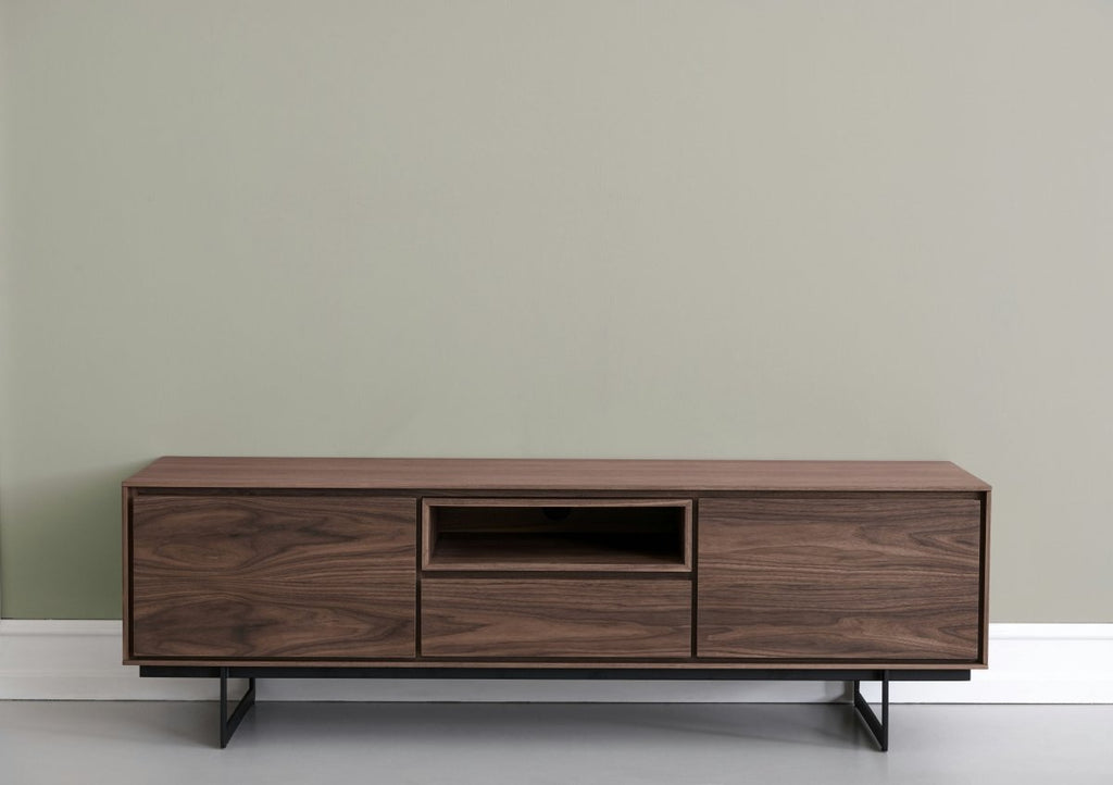 Tokyo TV-Tisch mit 2 Türen - 160 cm breit - Amerikanische Walnuss - FURNHOUSE