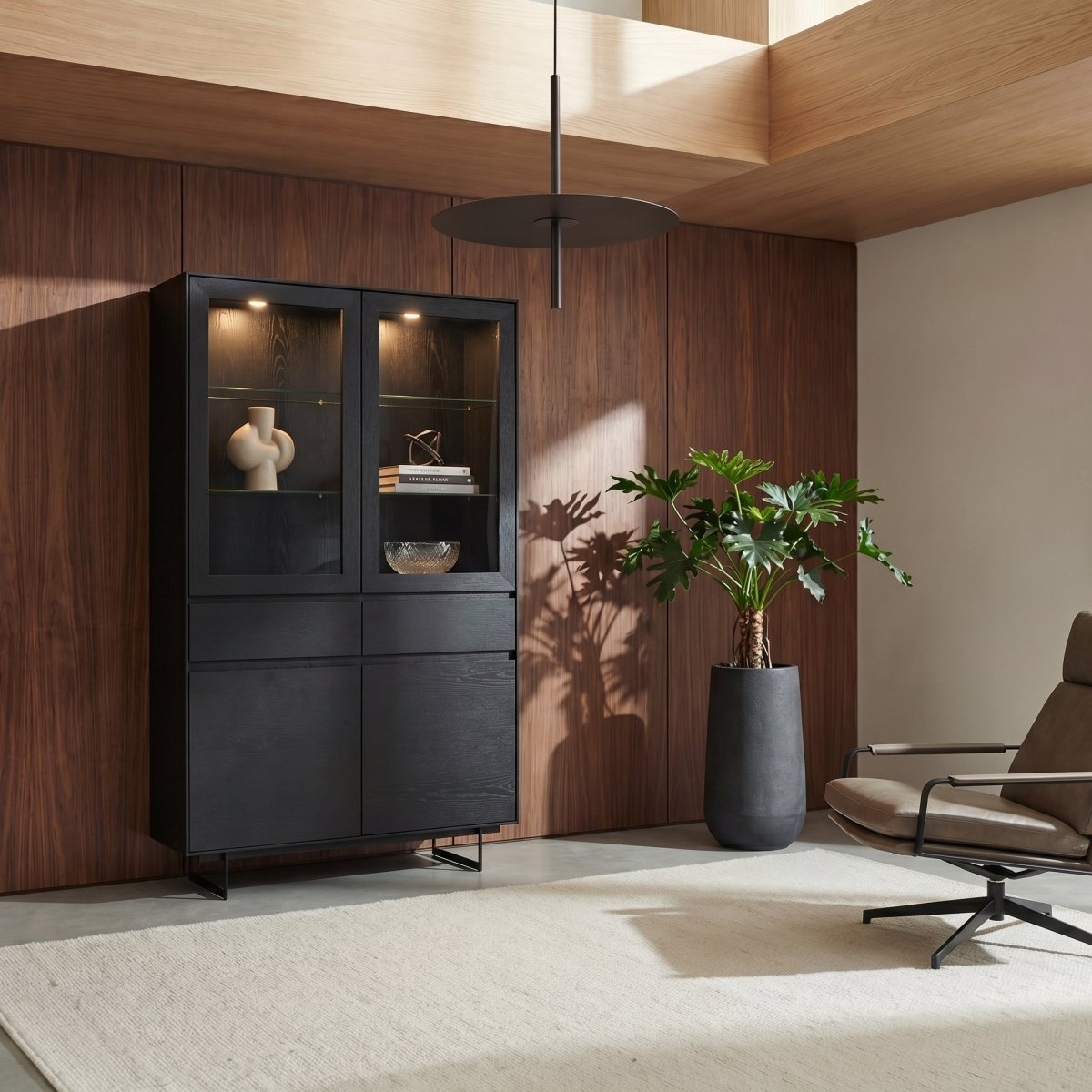 Vitrine mit LED-Beleuchtung - 110 cm breit - Schwarz - FURNHOUSE